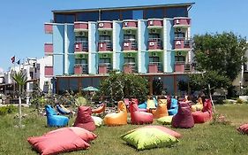 Linda Butik Gümüldür İzmir